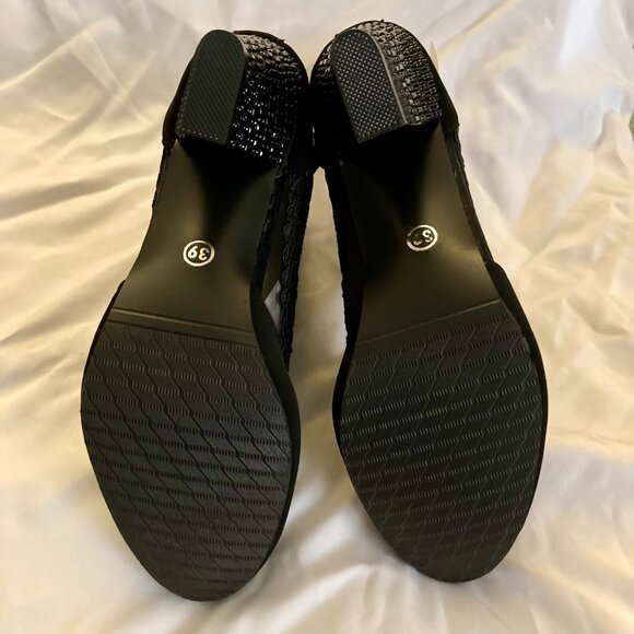 New, Unworn, SZ 7.5, BLACK Suedette & Appliqued Lace Booties - Picture 7 of 7